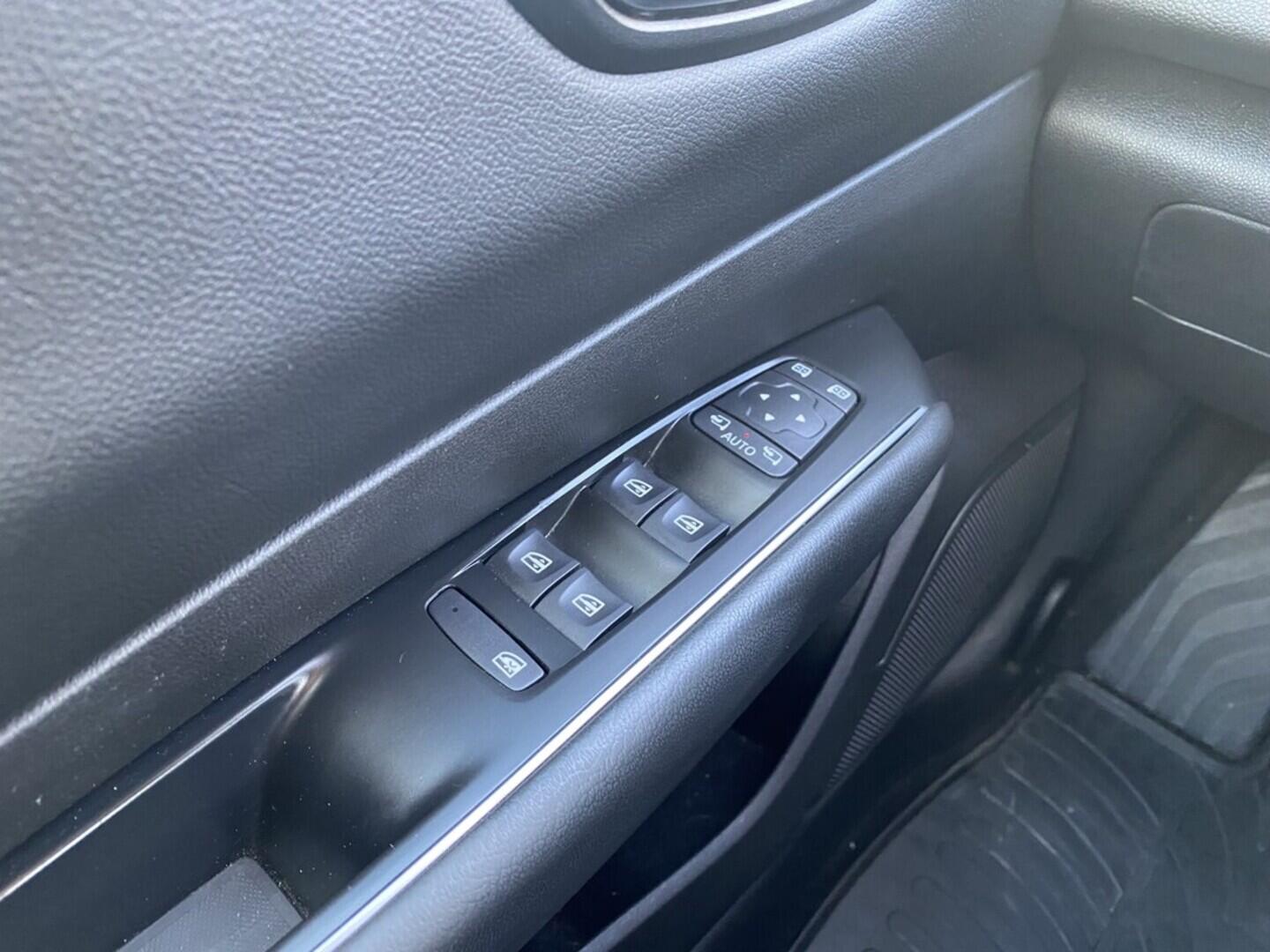 OZ190V01473_21.webp_TALISMAN  1.6 TCe 110 kW automat, DPH