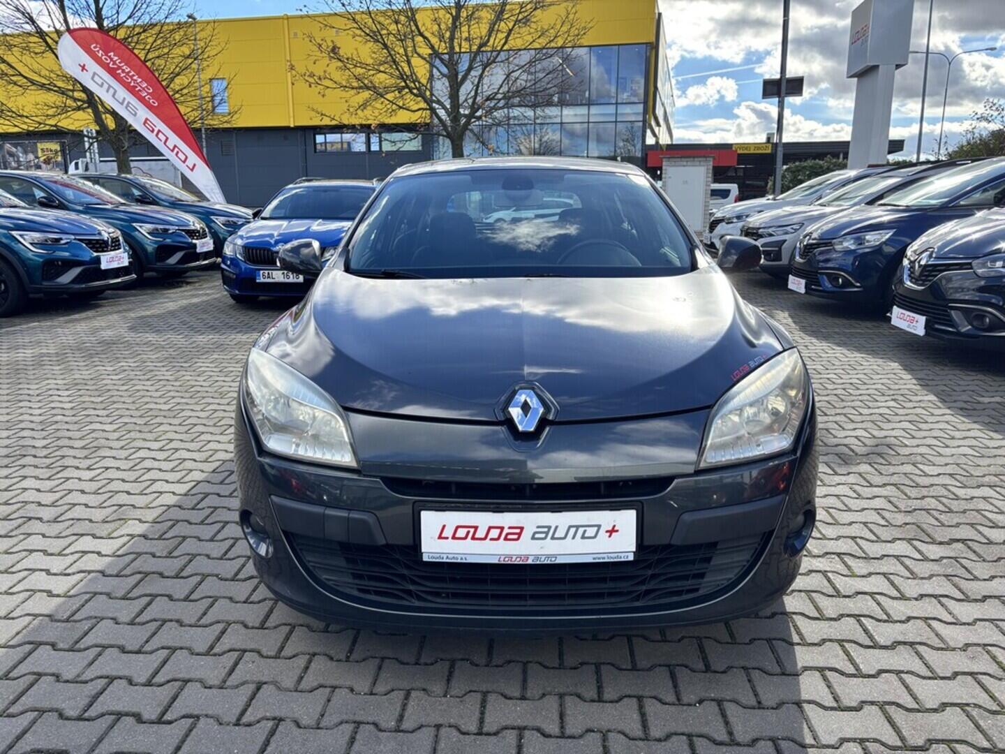 OZ190V01475_11.webp_MÉGANE  1.6  81 kW manuál