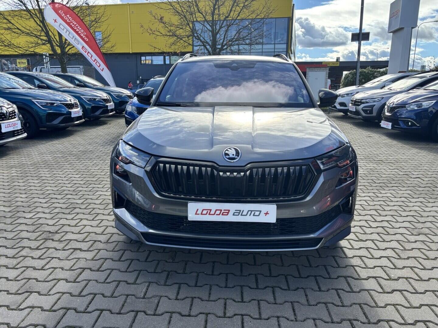 OZ190V01476_11.webp_KAROQ SportLine 2.0 TSI 140 kW automat, DPH