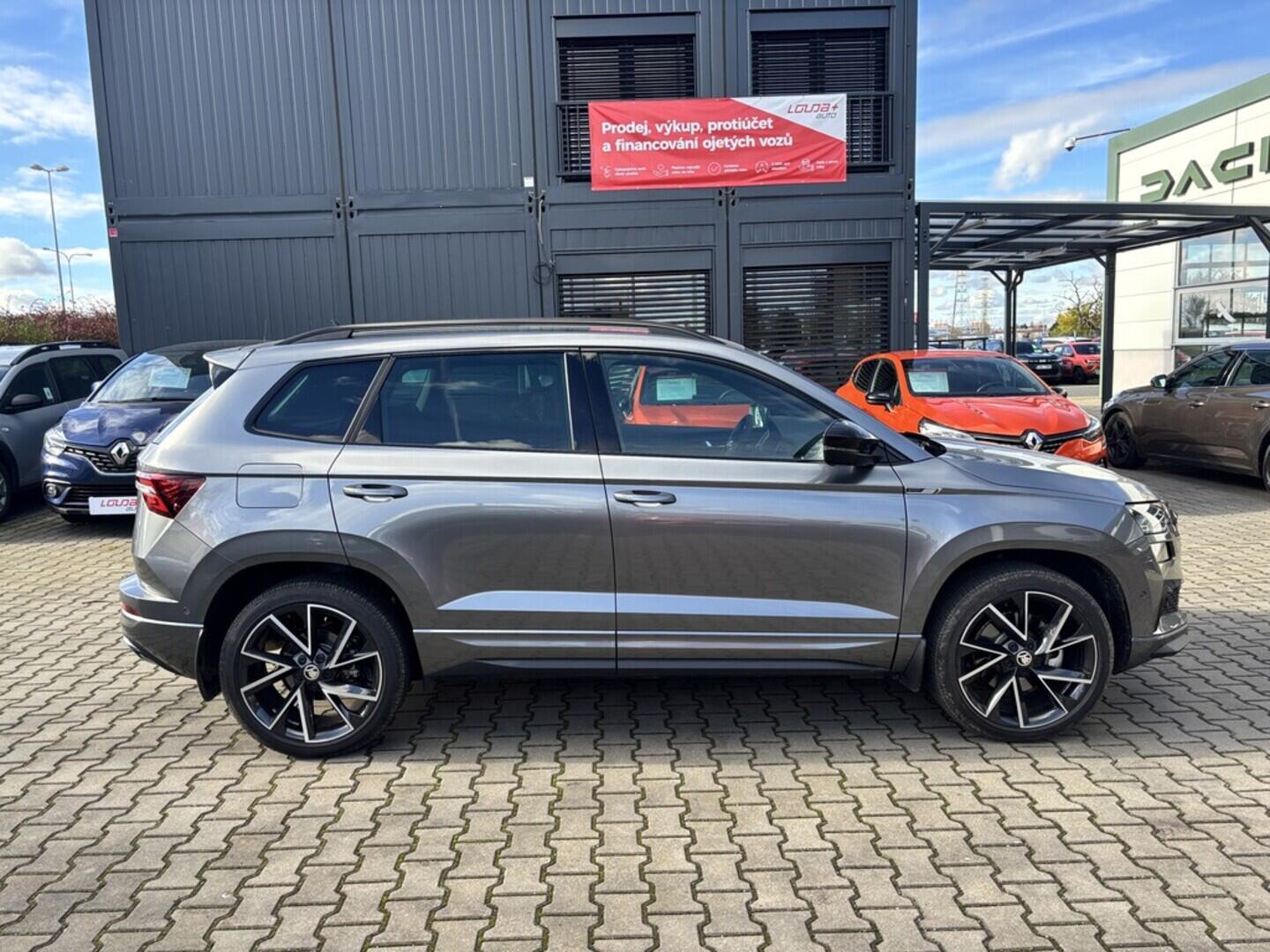 OZ190V01476_13.webp_KAROQ SportLine 2.0 TSI 140 kW automat, DPH