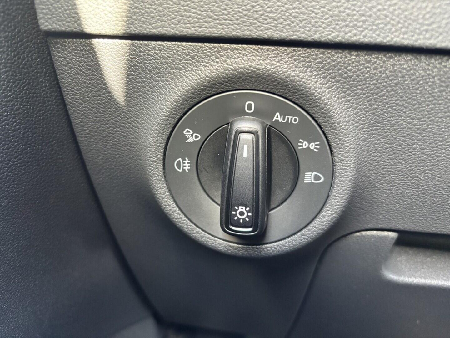 OZ190V01476_25.webp_KAROQ SportLine 2.0 TSI 140 kW automat, DPH