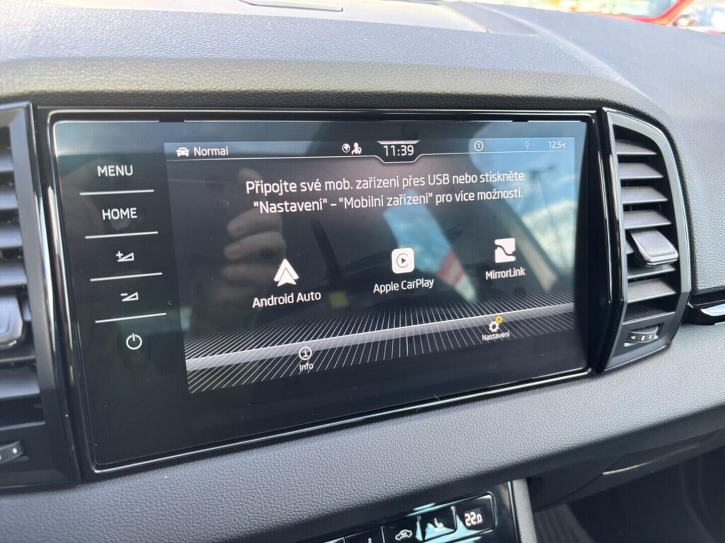 OZ190V01476_35.webp_KAROQ SportLine 2.0 TSI 140 kW automat, DPH