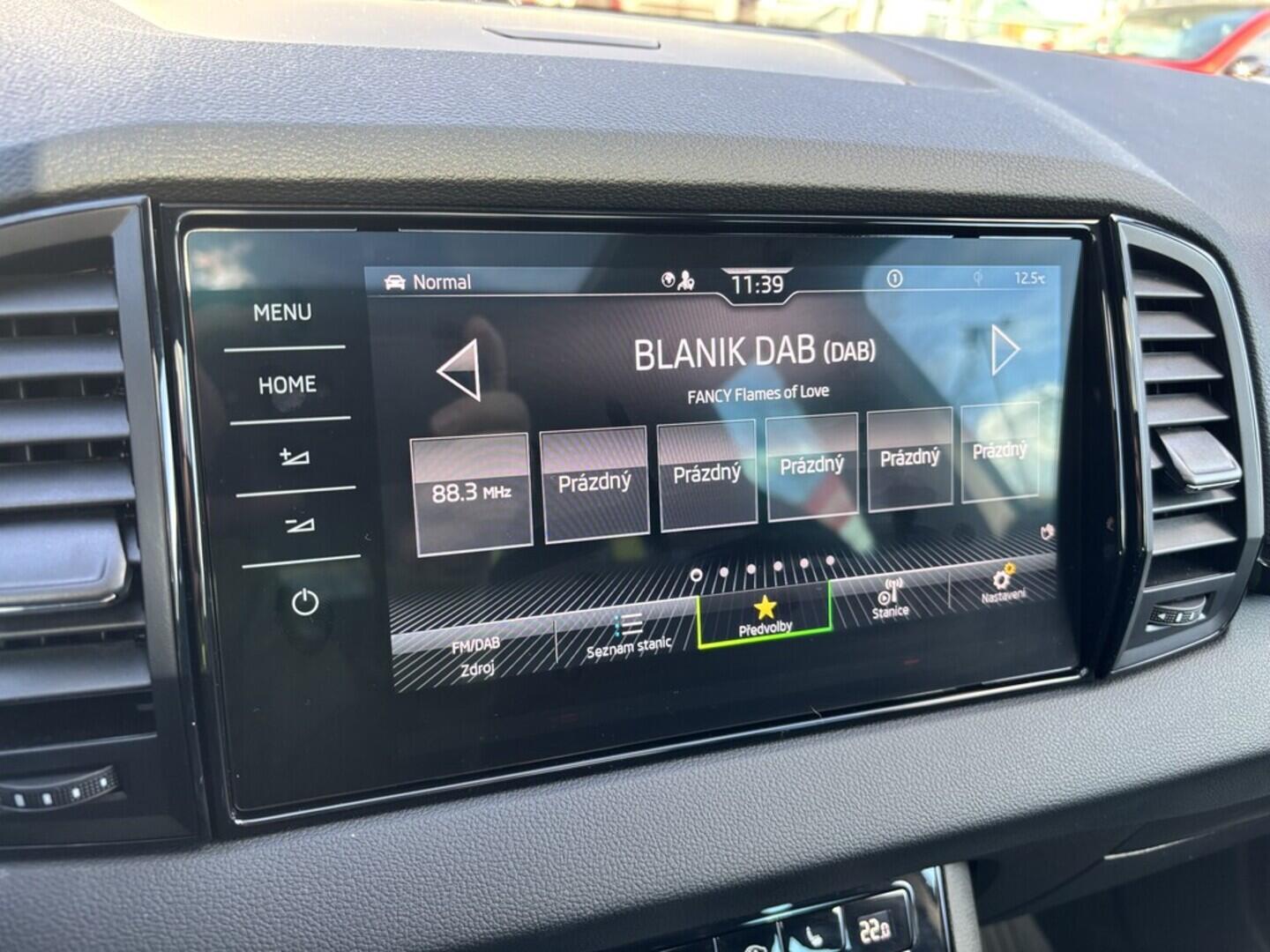 OZ190V01476_38.webp_KAROQ SportLine 2.0 TSI 140 kW automat, DPH