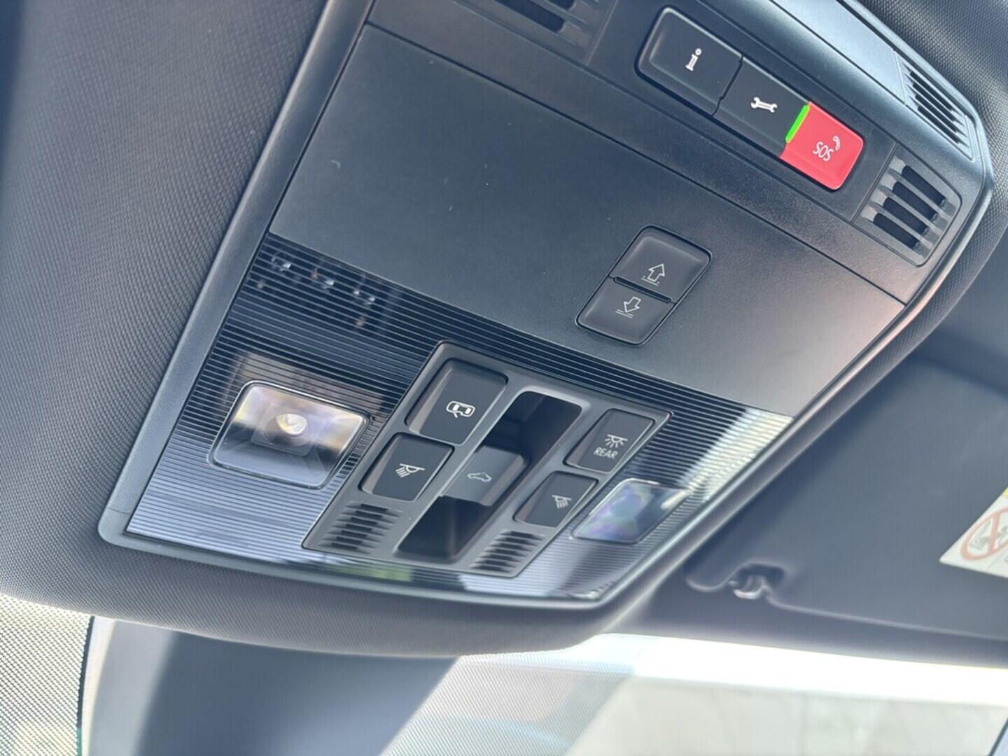 OZ190V01476_44.webp_KAROQ SportLine 2.0 TSI 140 kW automat, DPH