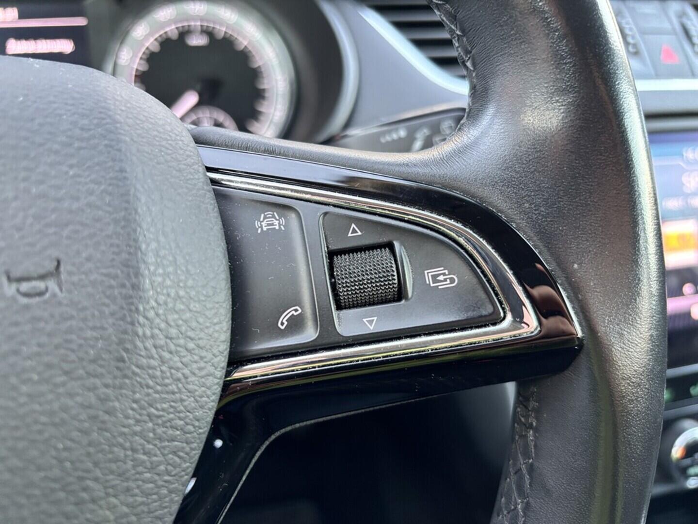 OZ190V01477_26.webp_OCTAVIA Style 1.6 TDI 85 kW manuál