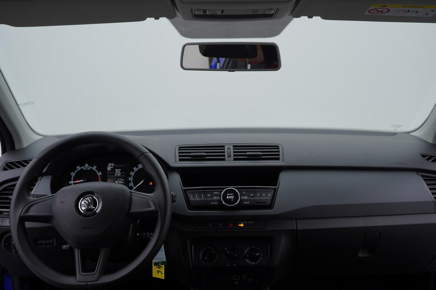 OZ190V01479_25.webp_FABIA Active 1.0 TSI 70 kW manuál, DPH
