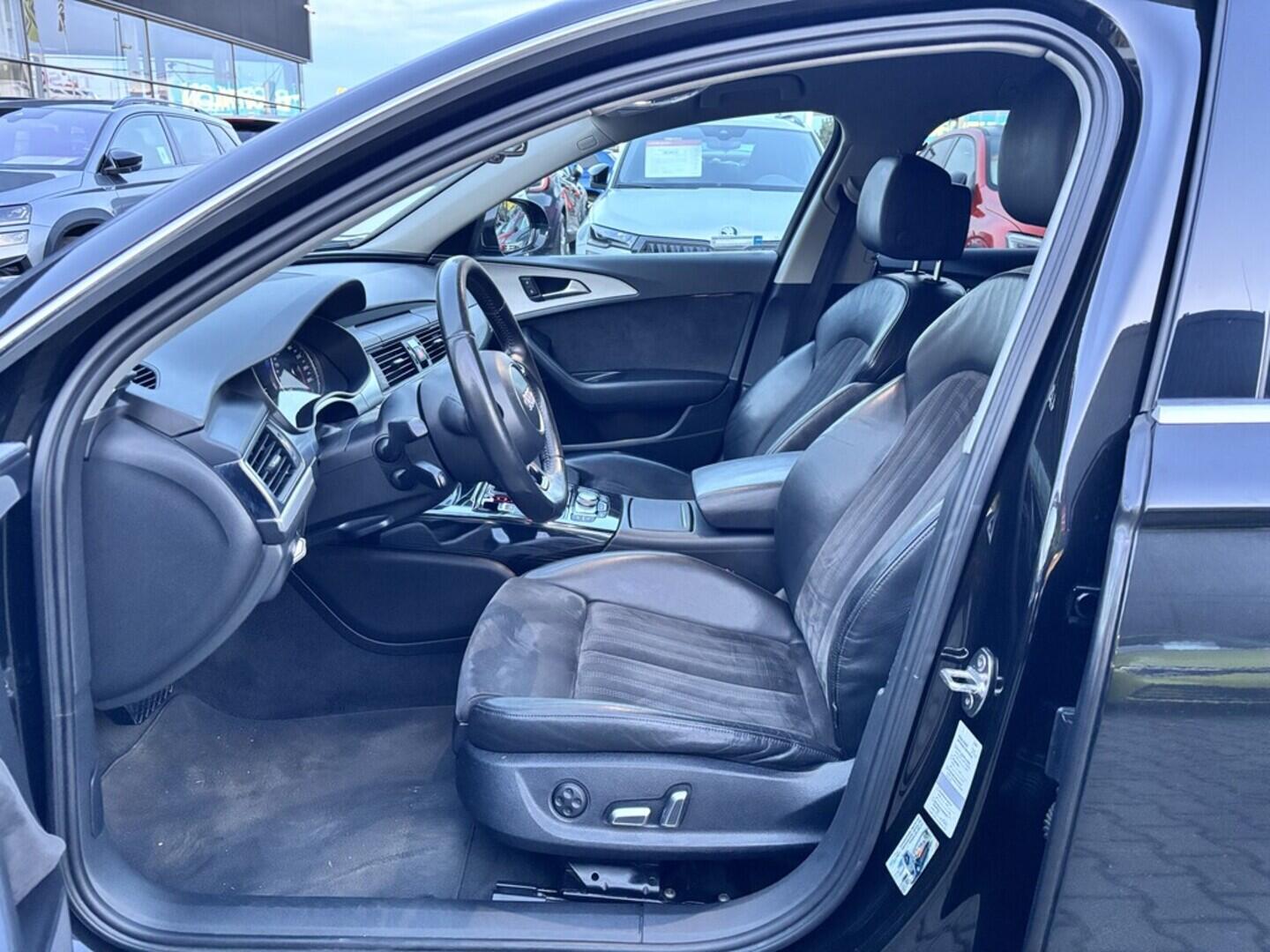 OZ190V01485_18.webp_A6 AVANT  3.0 TDI 200 kW automat