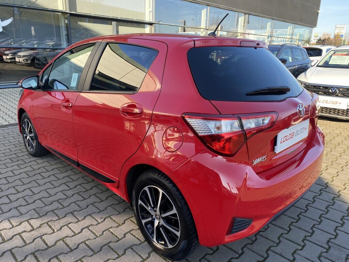 OZ190V01486_16.webp_YARIS Multidrive S Active Trend 1.5 VVT-iE 82 kW automat