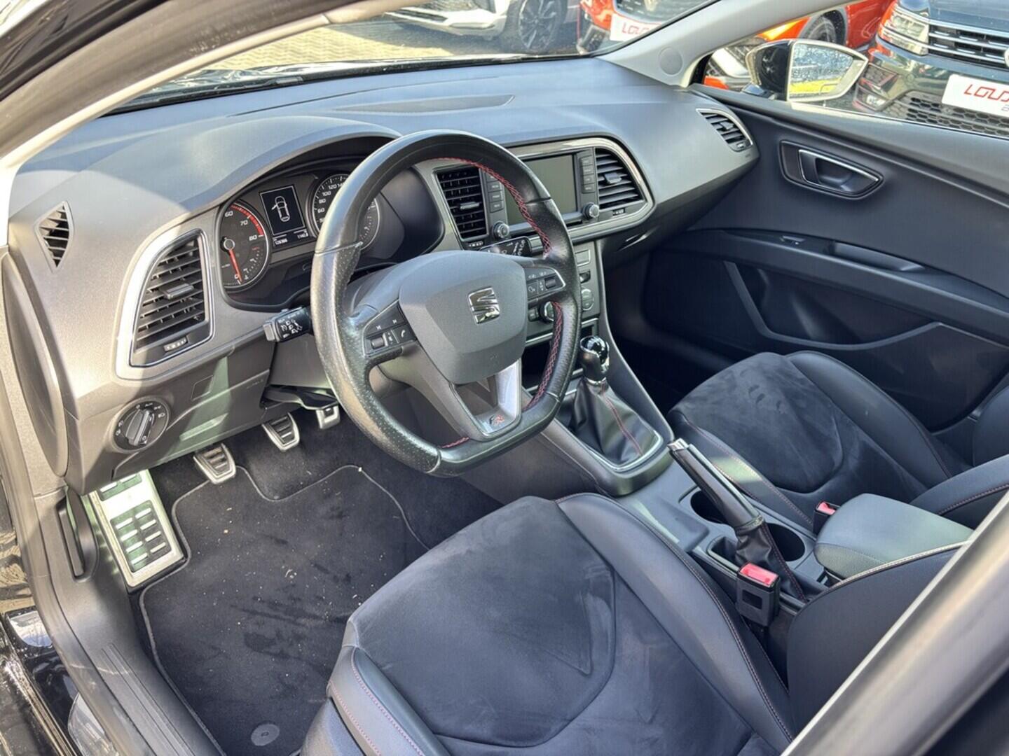 OZ190V01487_19.webp_LEON Fr 1.8 TSI 132 kW manuál