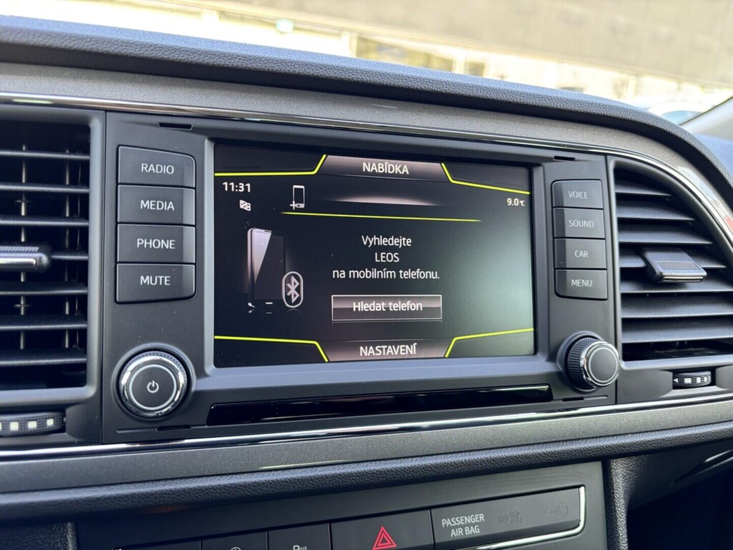 OZ190V01487_29.webp_LEON Fr 1.8 TSI 132 kW manuál