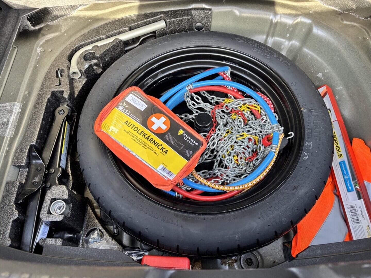 OZ190V01487_37.webp_LEON Fr 1.8 TSI 132 kW manuál