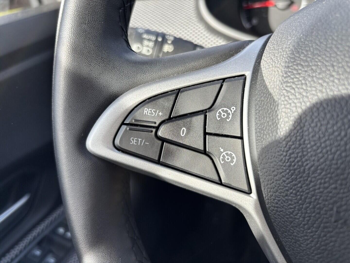 OZ190V01488_25.webp_SANDERO stepway 1.0  67 kW manuál