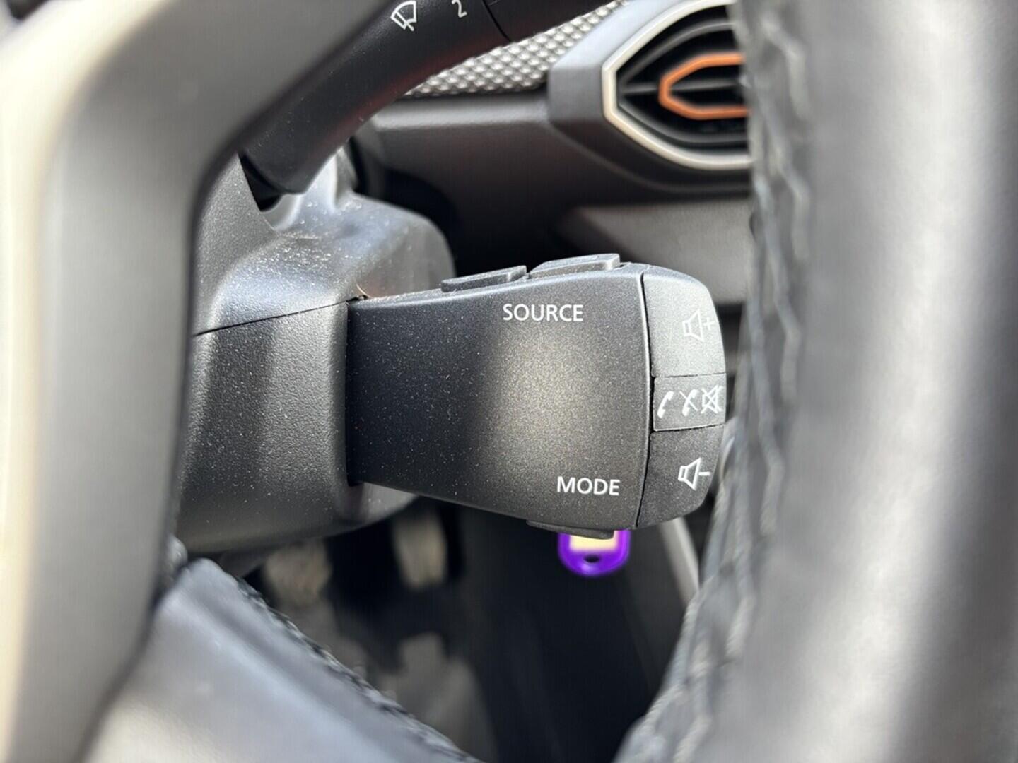 OZ190V01488_27.webp_SANDERO stepway 1.0  67 kW manuál