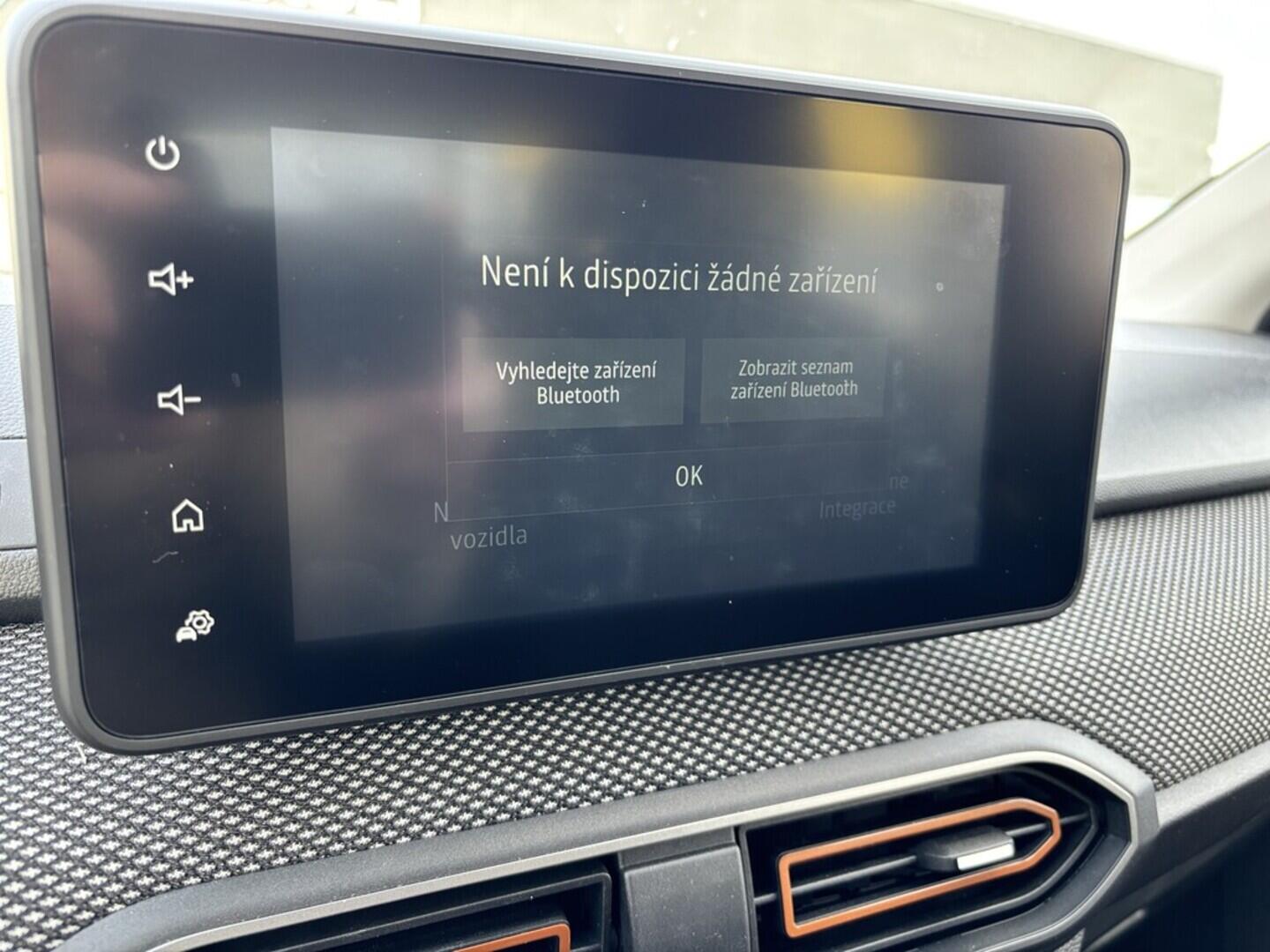 OZ190V01488_30.webp_SANDERO stepway 1.0  67 kW manuál