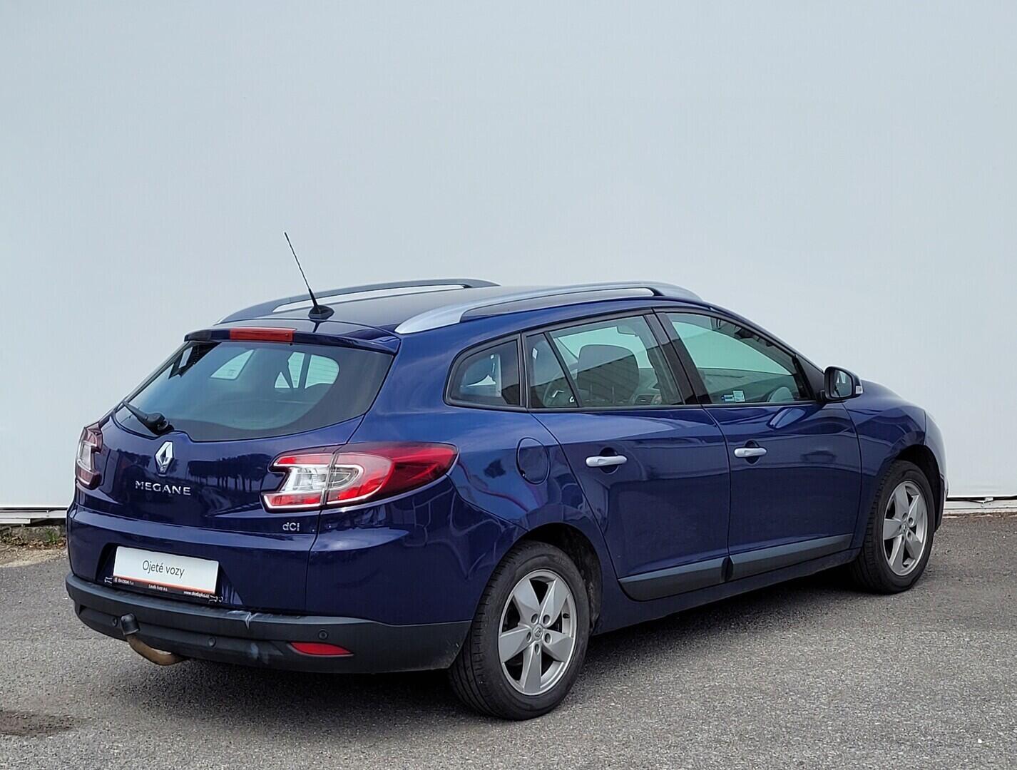 OZ190V01490_11.webp_MÉGANE dynamique 1.9 DCI 96 kW manuál