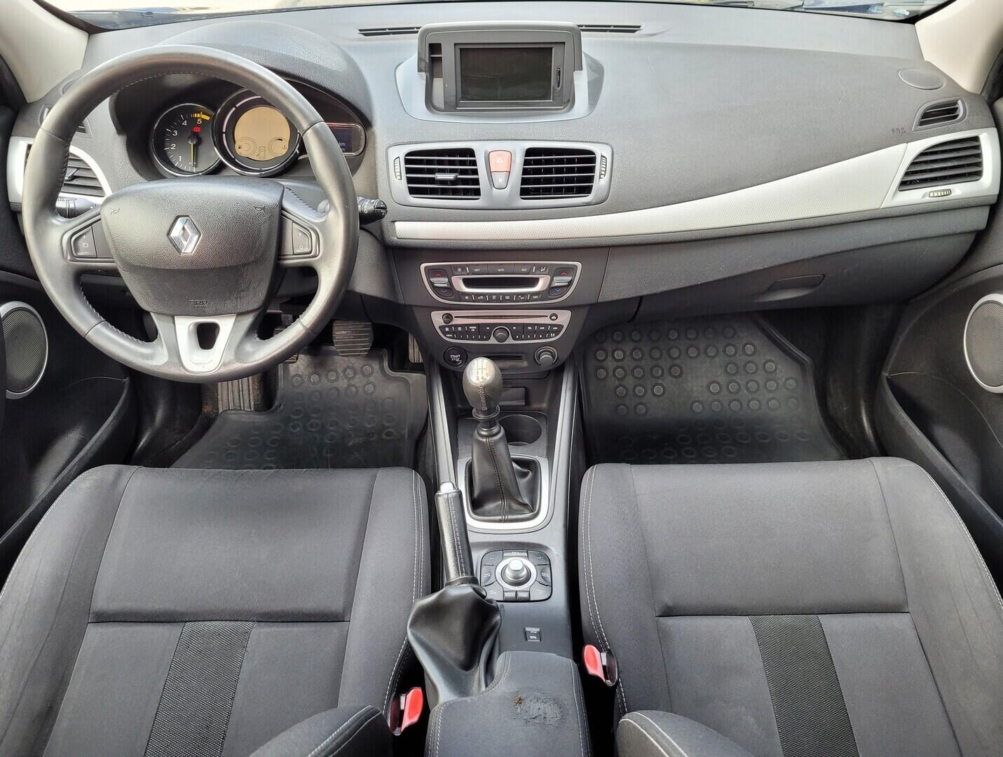 OZ190V01490_21.webp_MÉGANE dynamique 1.9 DCI 96 kW manuál