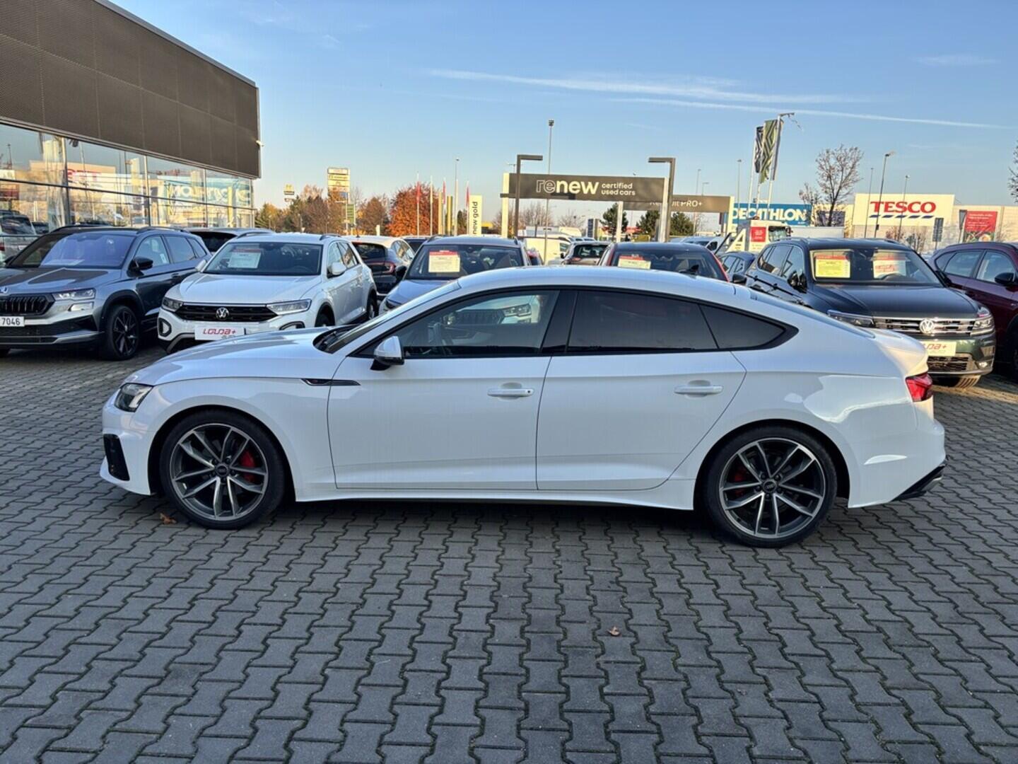 OZ190V01493_17.webp_A5 SPORTBACK Sline 2.0 TDI 150 kW automat, DPH