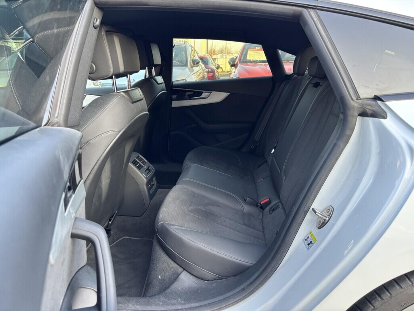 OZ190V01493_42.webp_A5 SPORTBACK Sline 2.0 TDI 150 kW automat, DPH