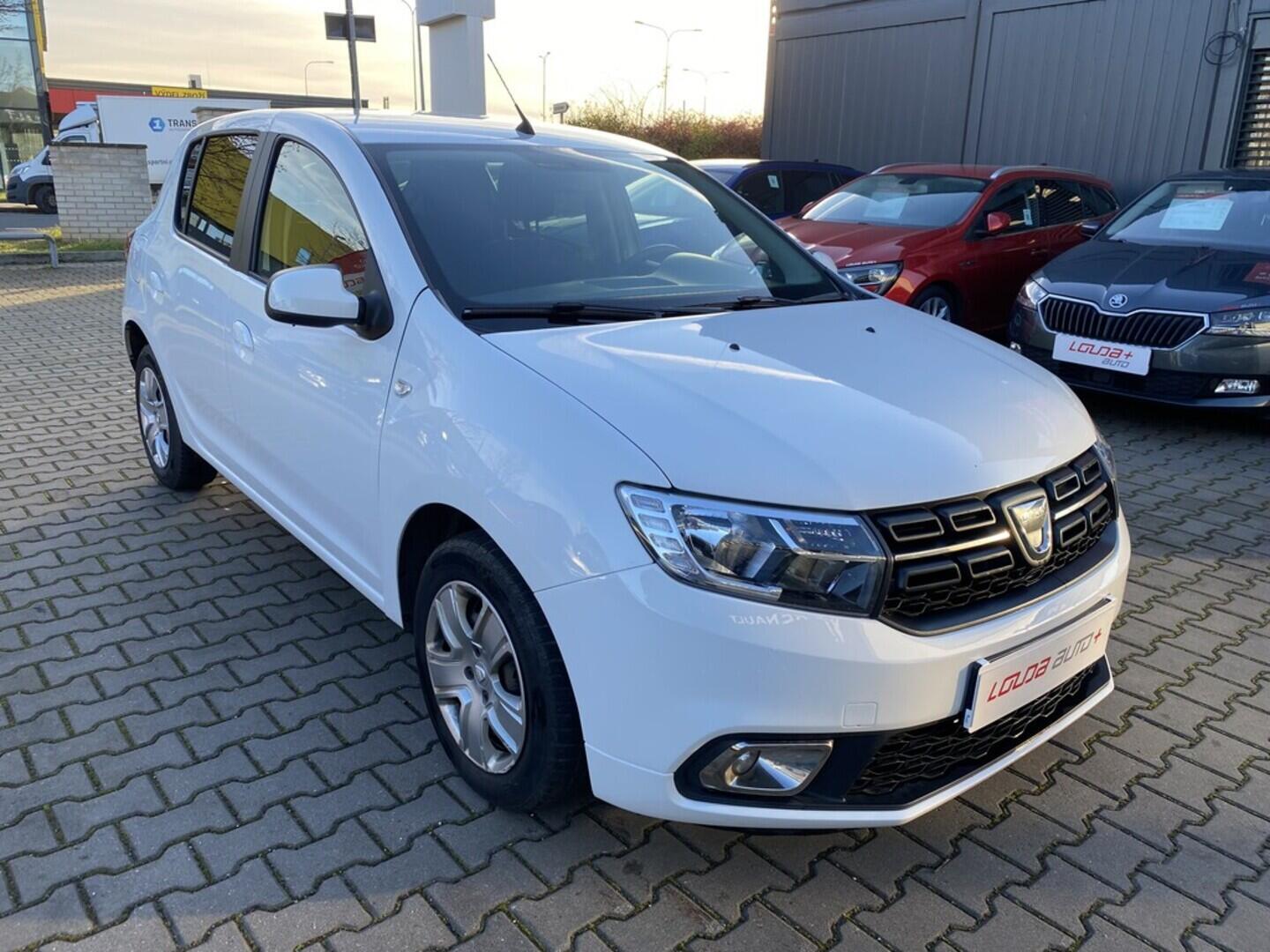 OZ190V01498_12.webp_SANDERO Arctica 1.0             _ kW manuál