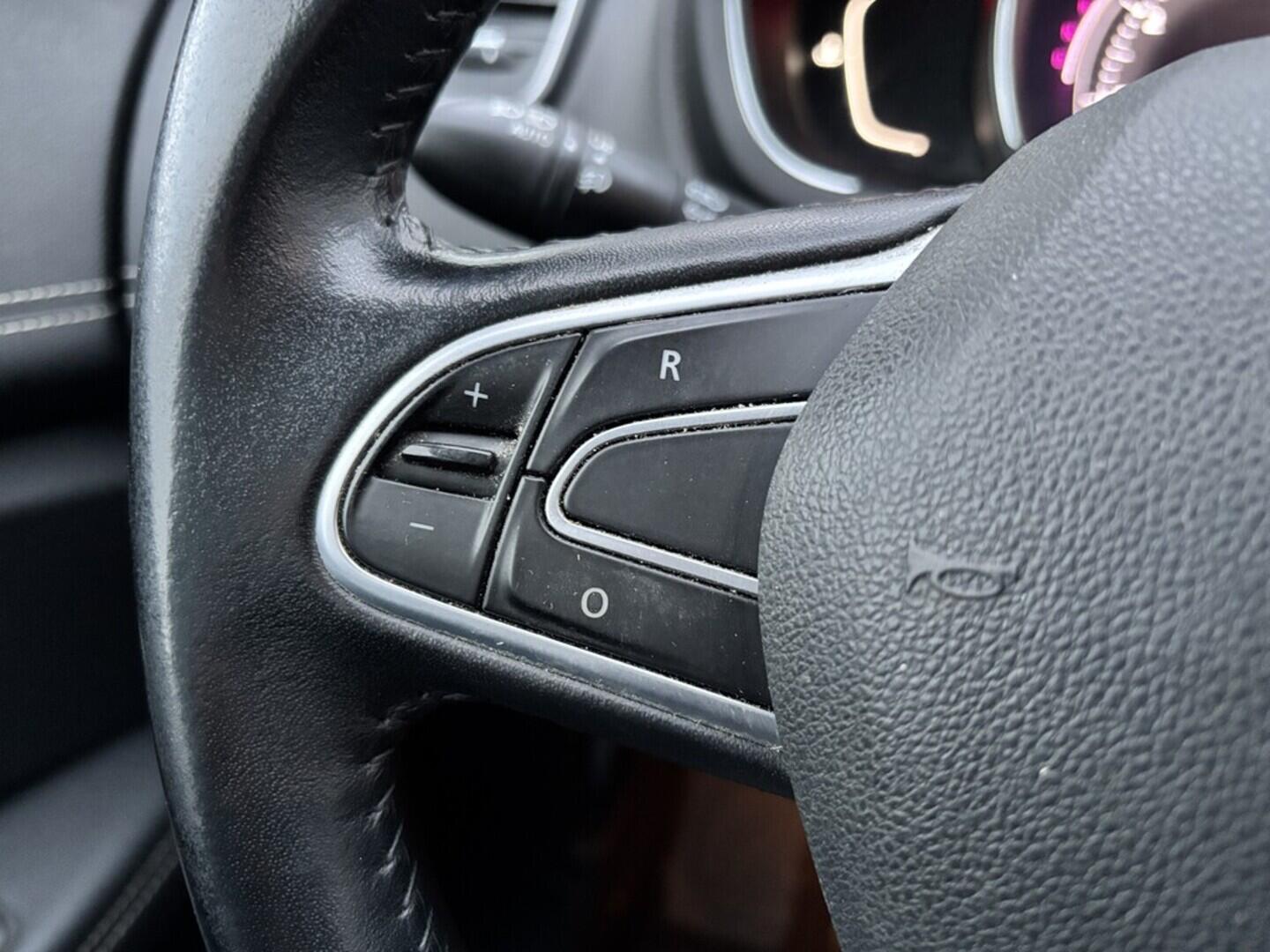 OZ190V01500_22.webp_GRAND SCÉNIC  1.3 TCe 120 kW automat, DPH