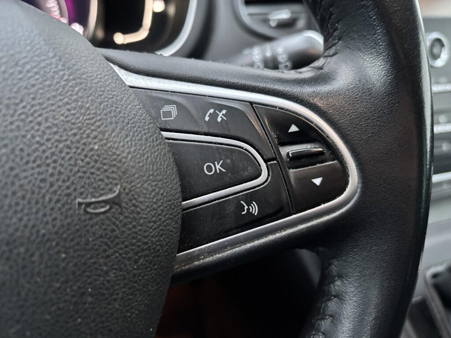 OZ190V01500_23.webp_GRAND SCÉNIC  1.3 TCe 120 kW automat, DPH