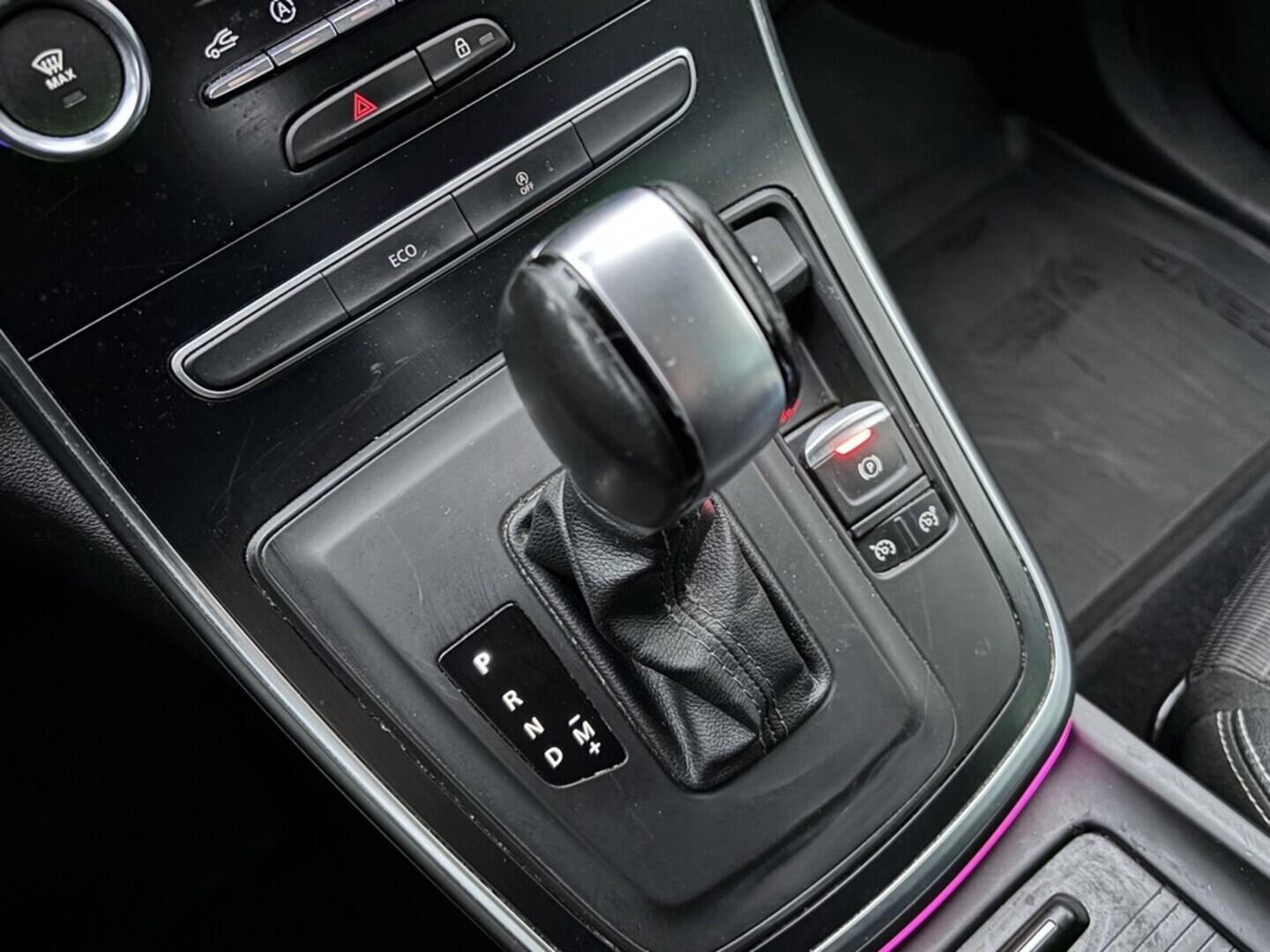 OZ190V01500_31.webp_GRAND SCÉNIC  1.3 TCe 120 kW automat, DPH