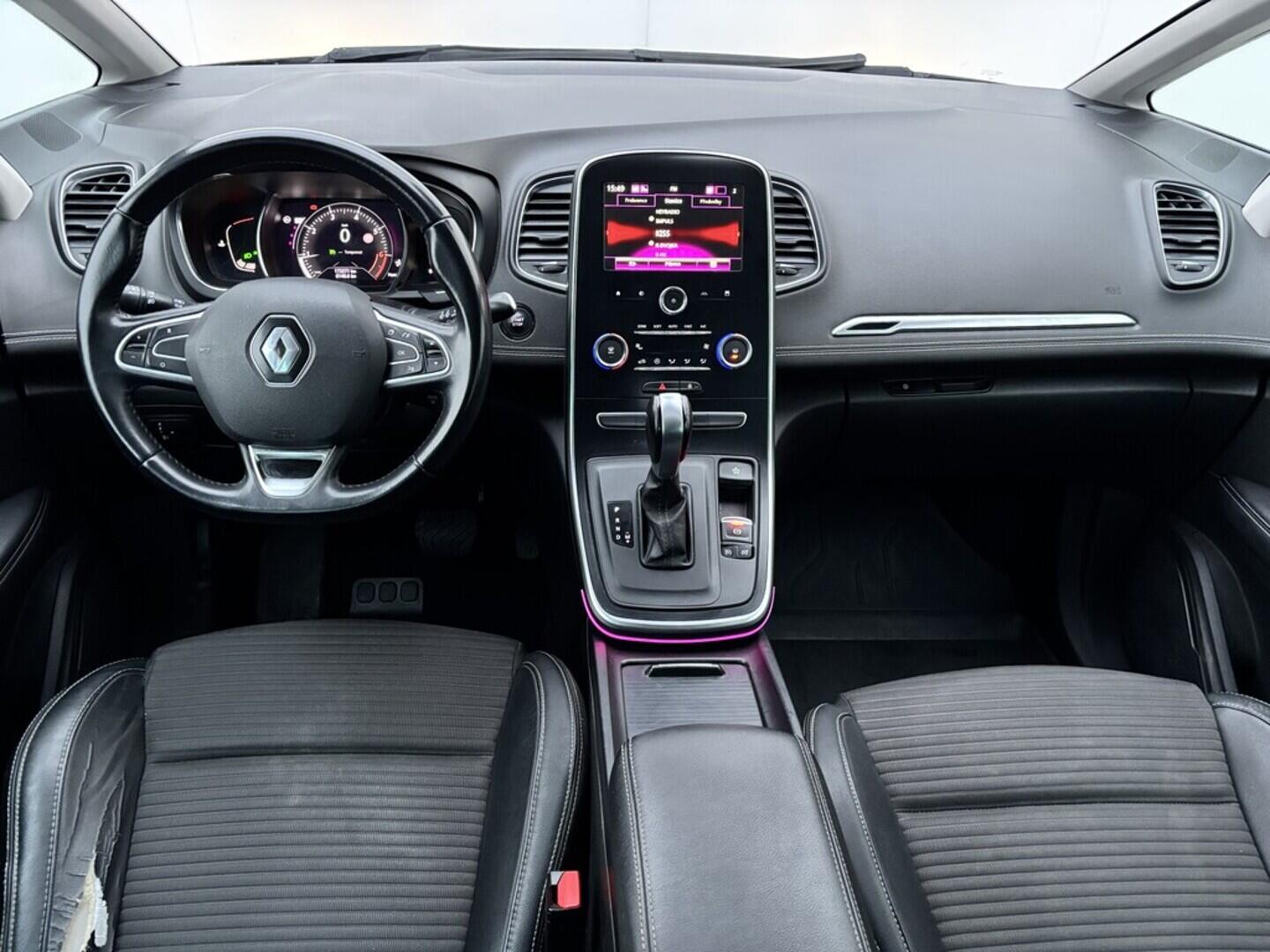 OZ190V01500_34.webp_GRAND SCÉNIC  1.3 TCe 120 kW automat, DPH