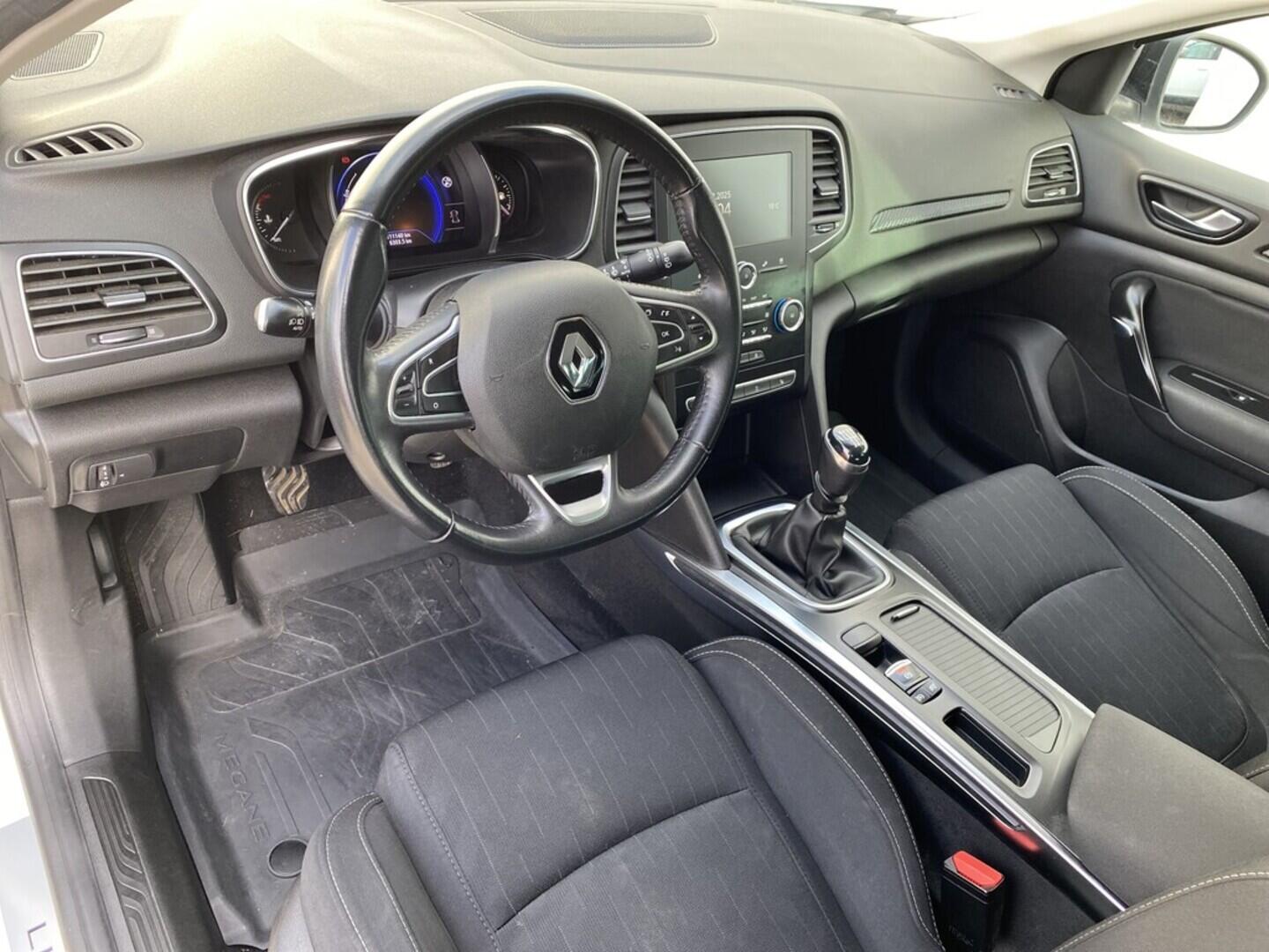 OZ190V01501_19.webp_MÉGANE  1.3 TCe 103 kW manuál, DPH