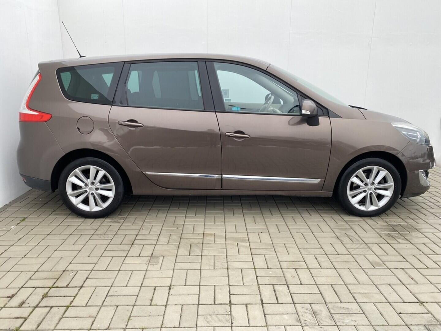 OZ190V01502_13.webp_SCÉNIC  1.6 DCI 96 kW manuál