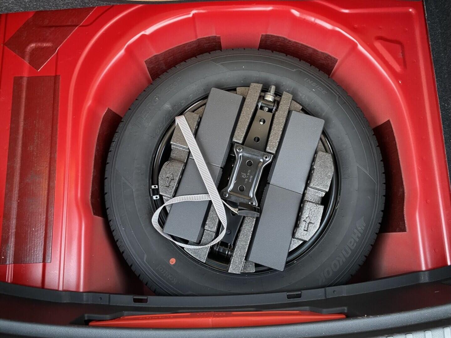 OZ190V01507_43.webp_SCALA Monte Carlo 1.0 TSI 81 kW automat