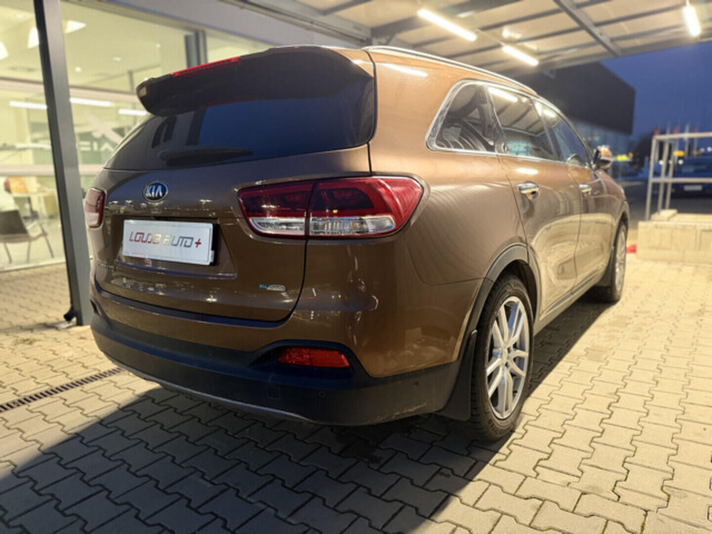 OZ190V01508_12.webp_SORENTO  2.2 CR 147 kW automat, DPH