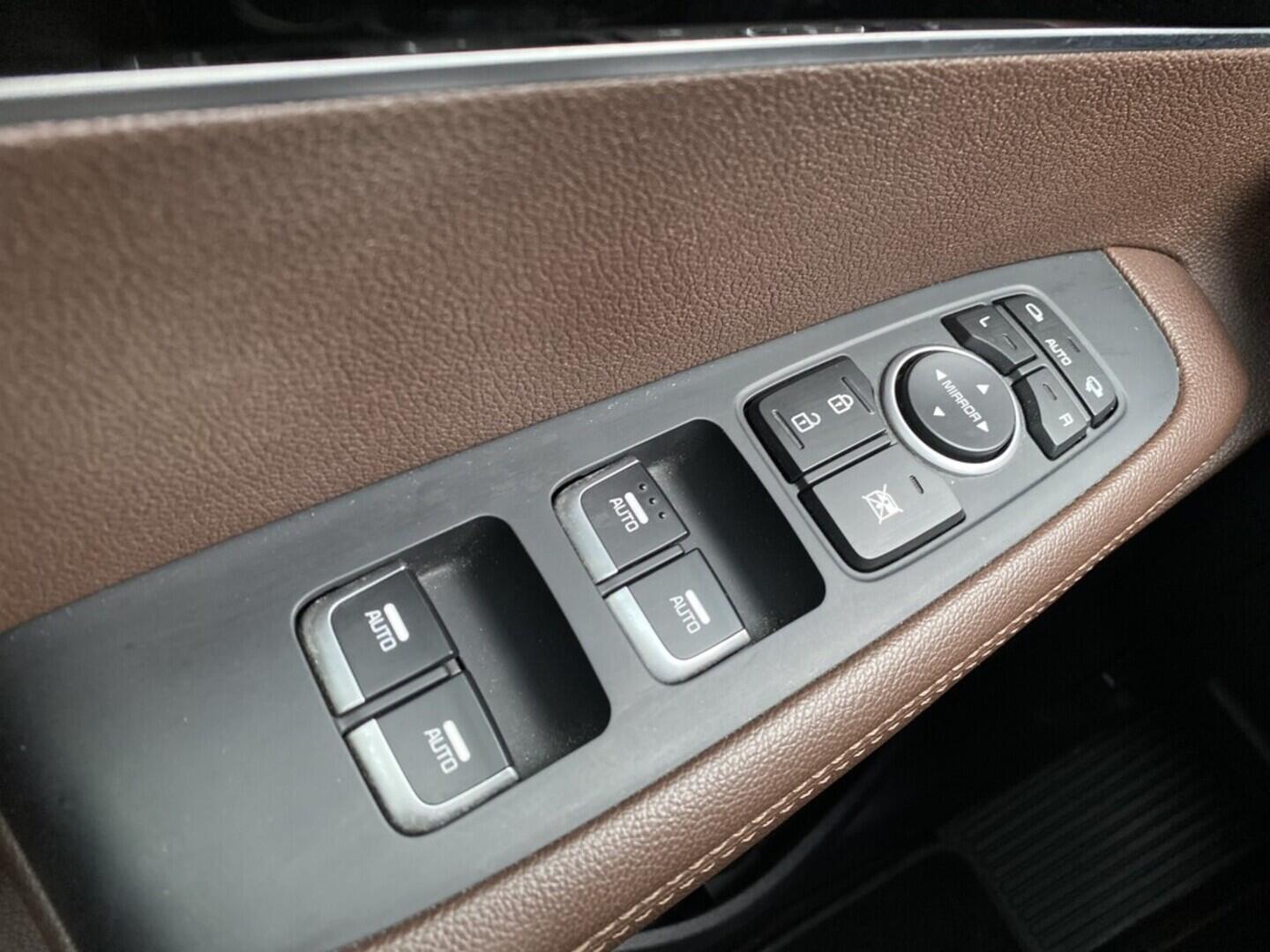 OZ190V01508_21.webp_SORENTO  2.2 CR 147 kW automat, DPH