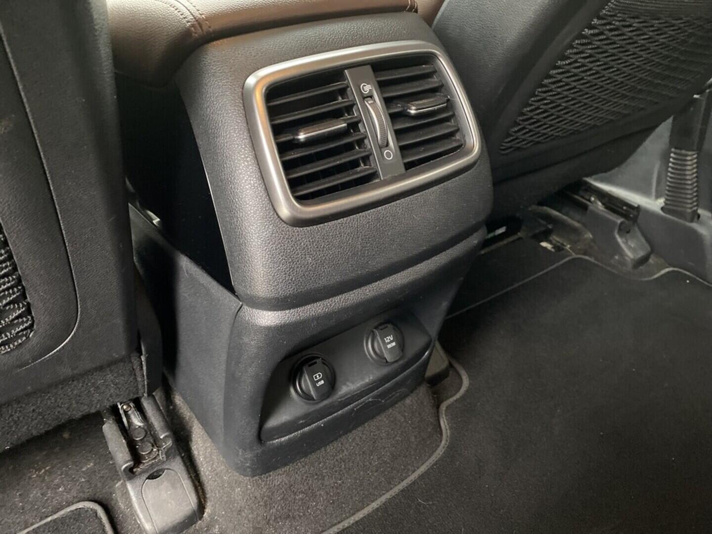 OZ190V01508_25.webp_SORENTO  2.2 CR 147 kW automat, DPH