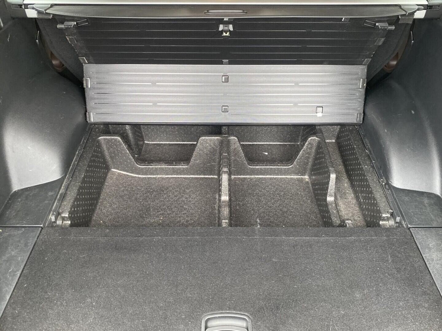 OZ190V01508_46.webp_SORENTO  2.2 CR 147 kW automat, DPH