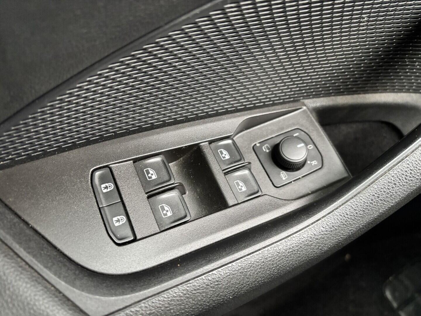 OZ190V01509_21.webp_OCTAVIA  2.0 TDI 110 kW manuál, DPH