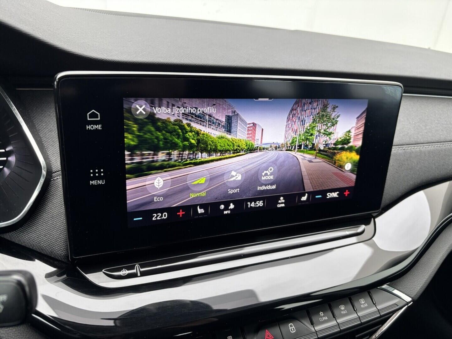 OZ190V01509_33.webp_OCTAVIA  2.0 TDI 110 kW manuál, DPH