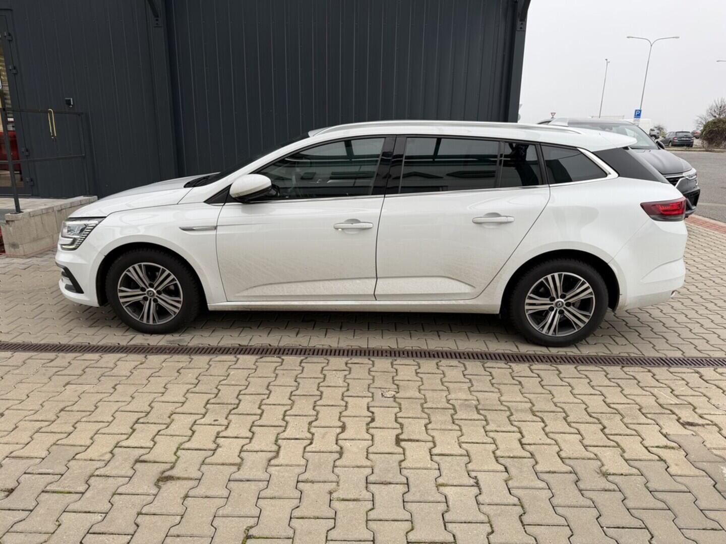 OZ190V01511_11.webp_MÉGANE  1.3 TCe 103 kW automat, DPH