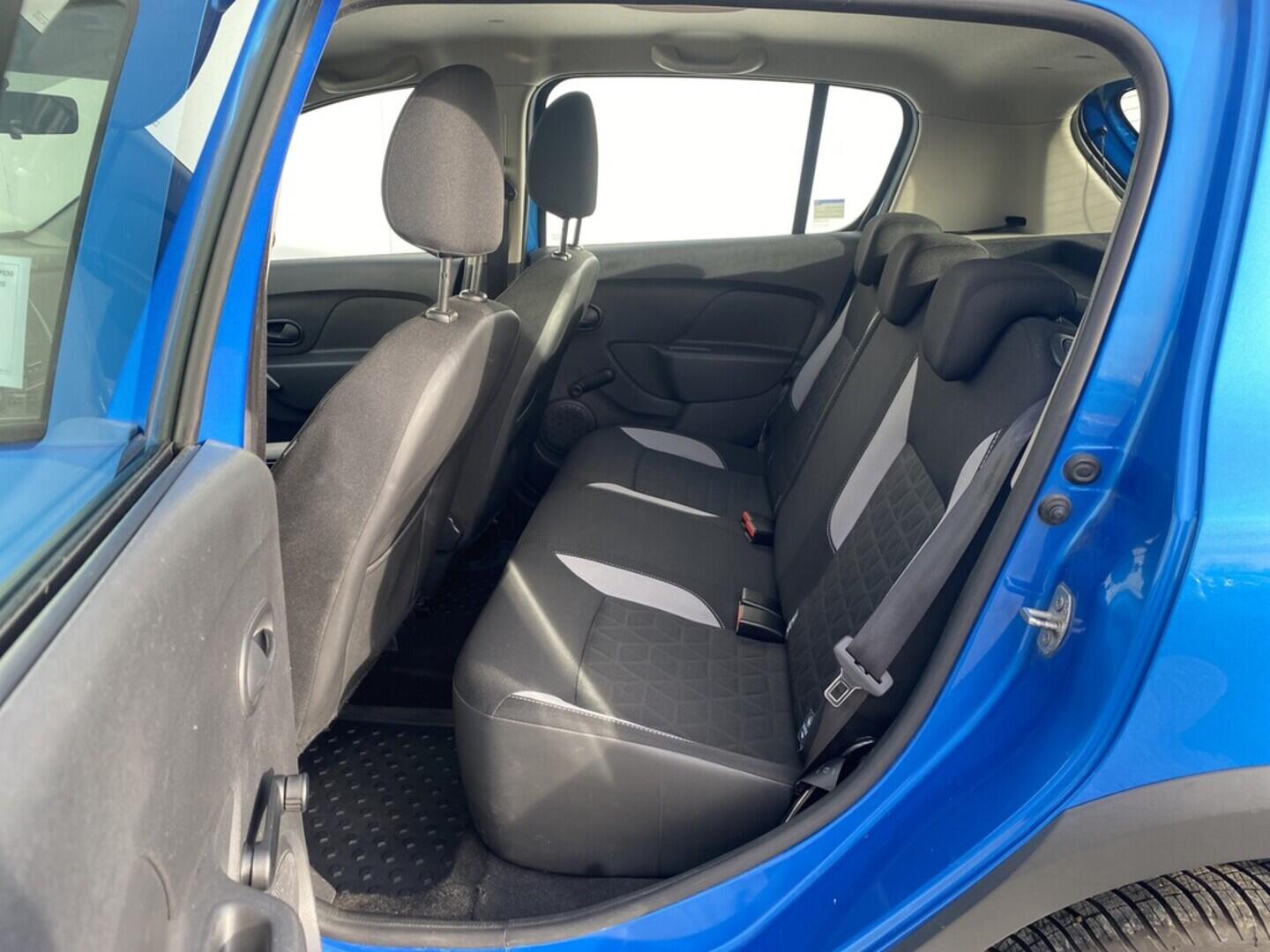 OZ190V01514_21.webp_SANDERO stepway 0.9 TCe 66 kW automat