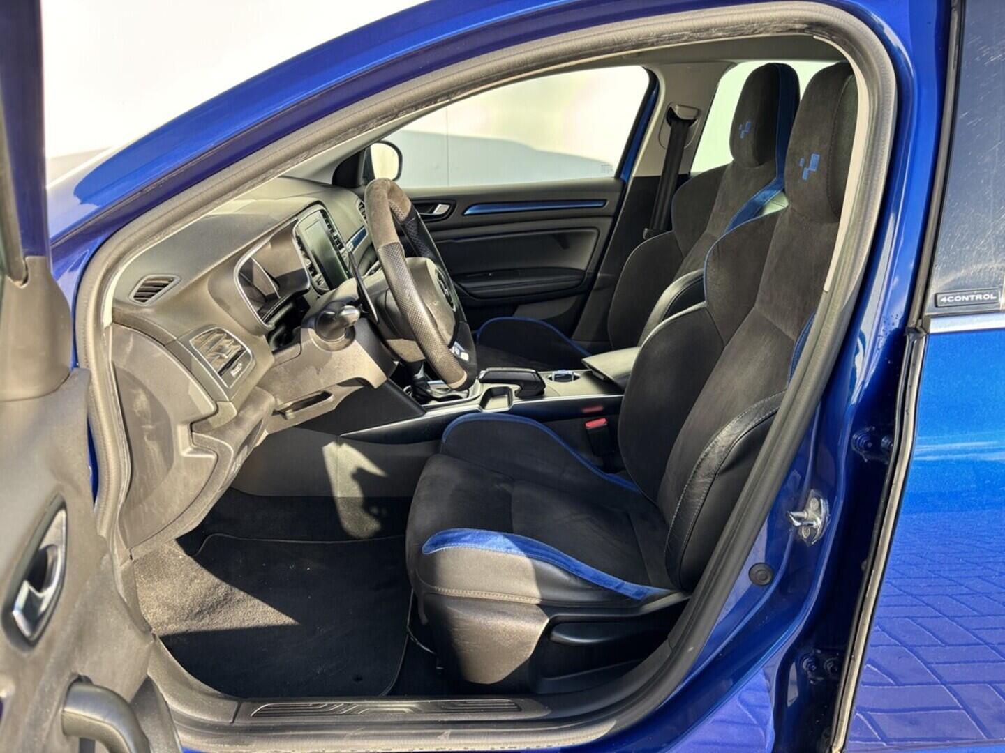 OZ190V01515_18.webp_MÉGANE GT 1.6 TCe 165 kW automat, DPH