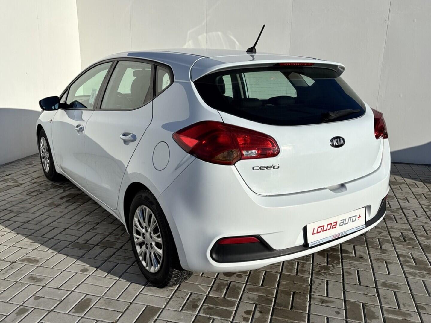 OZ190V01516_16.webp_CEED  1.4 MPI 73 kW manuál