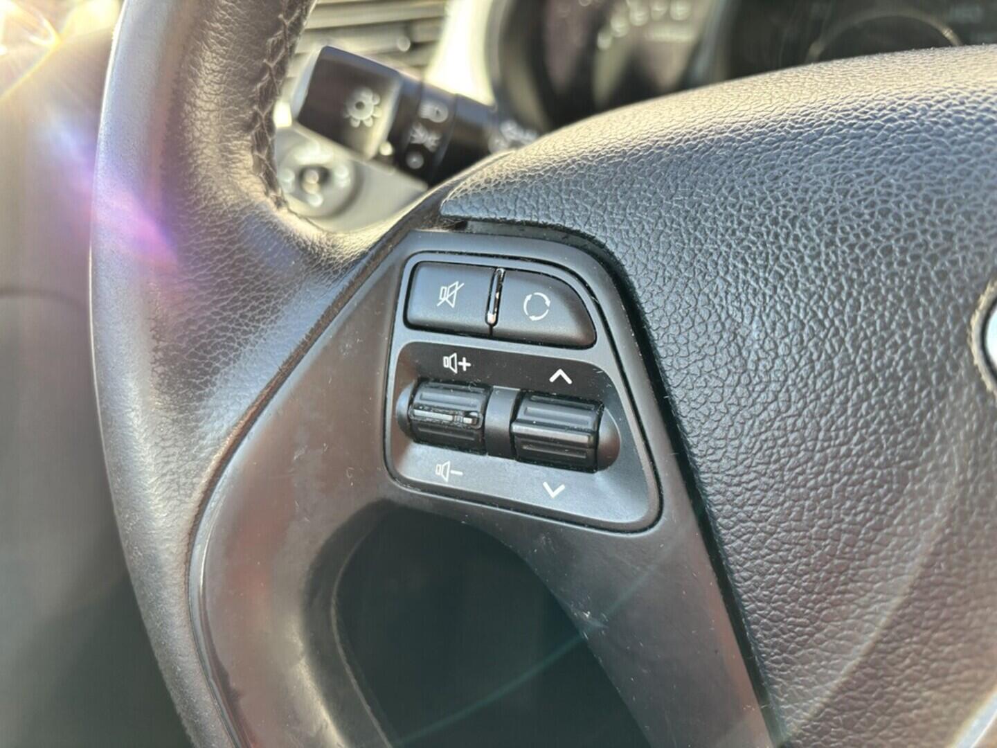 OZ190V01516_25.webp_CEED  1.4 MPI 73 kW manuál