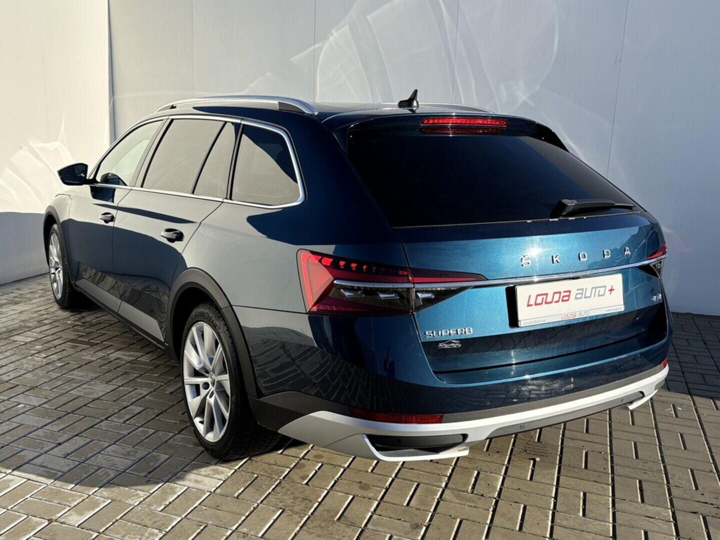 OZ190V01517_16.webp_SUPERB Scout 2.0 TDI 140 kW automat, DPH