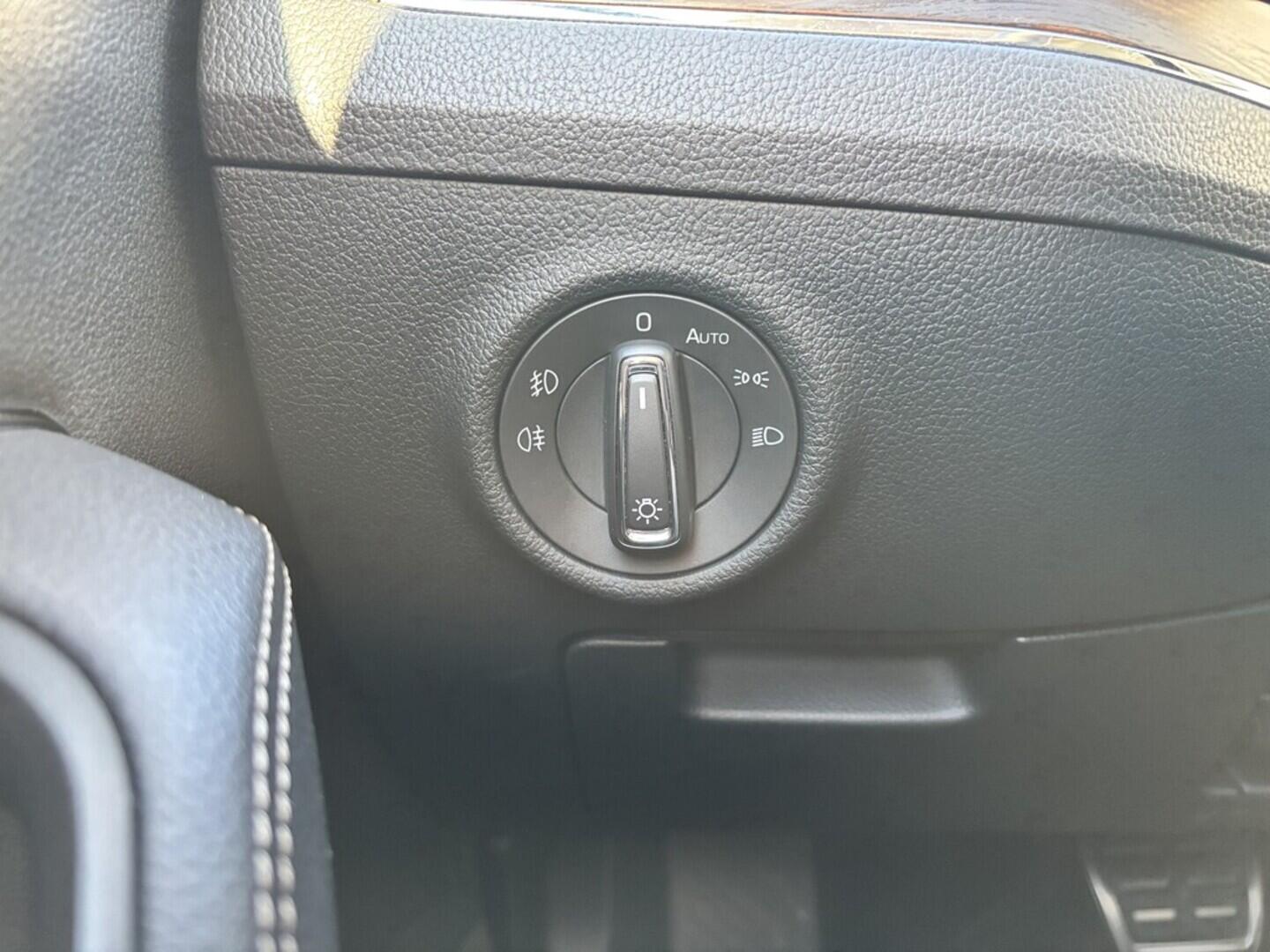 OZ190V01517_28.webp_SUPERB Scout 2.0 TDI 140 kW automat, DPH