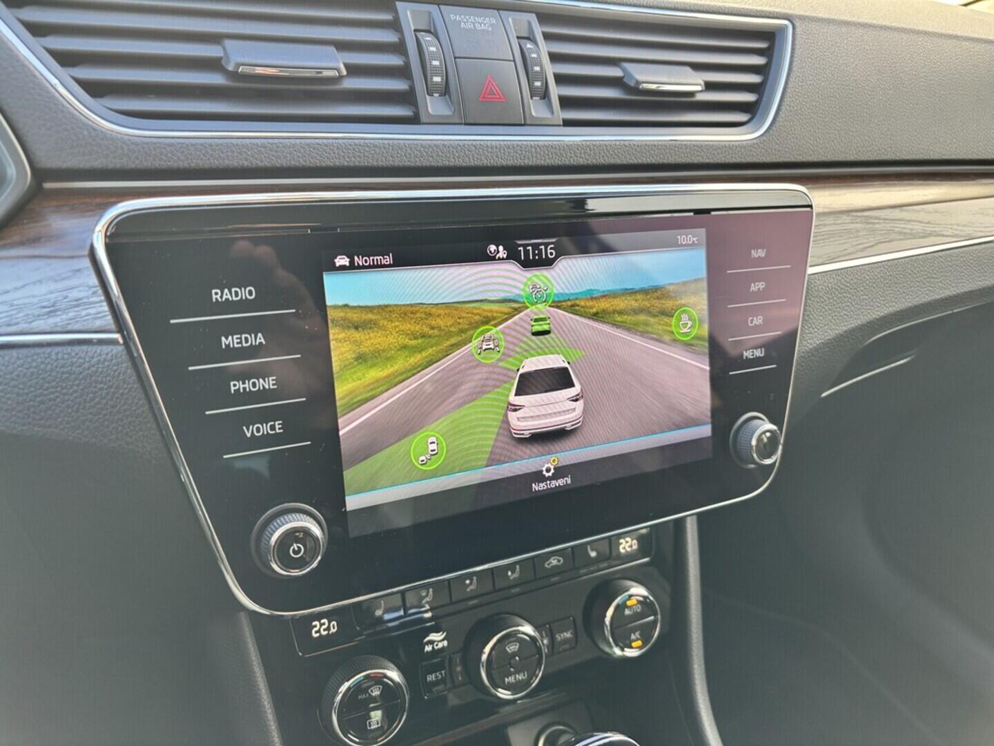 OZ190V01517_34.webp_SUPERB Scout 2.0 TDI 140 kW automat, DPH