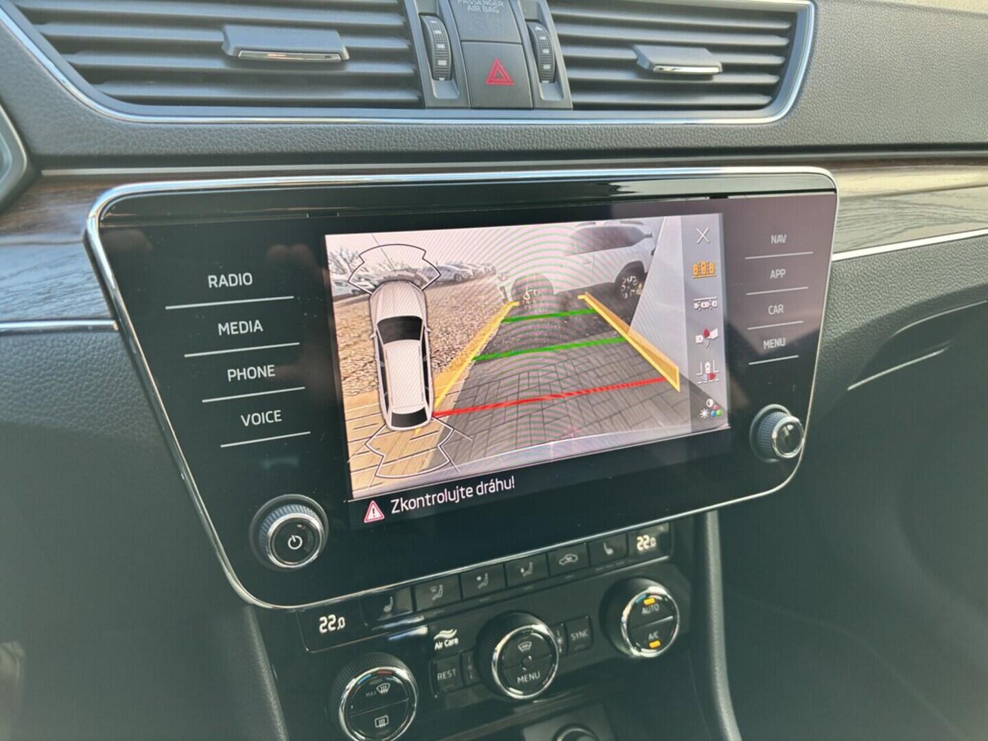 OZ190V01517_37.webp_SUPERB Scout 2.0 TDI 140 kW automat, DPH