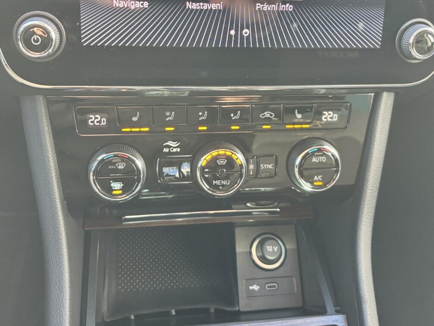 OZ190V01517_38.webp_SUPERB Scout 2.0 TDI 140 kW automat, DPH