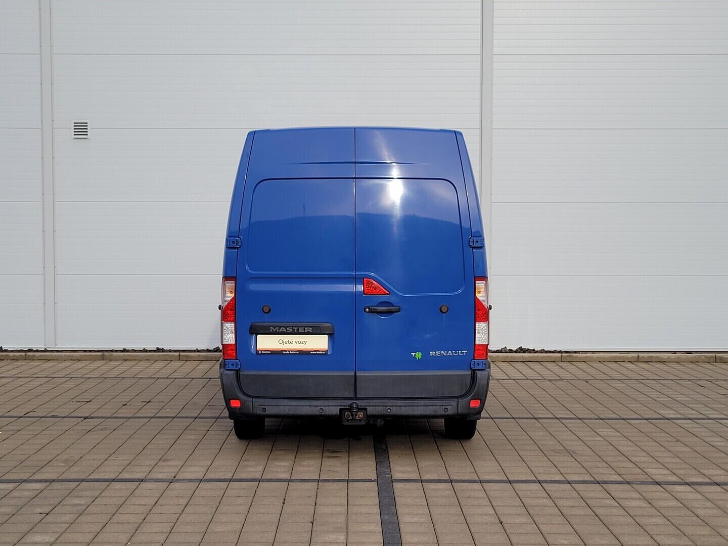 OZ190V01521_15.webp_MASTER L3H2 2.3 DCI 125 kW manuál
