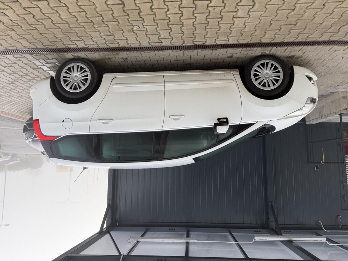 OZ190V01522_11.webp_5008  1.6 vti 88 kW manuál