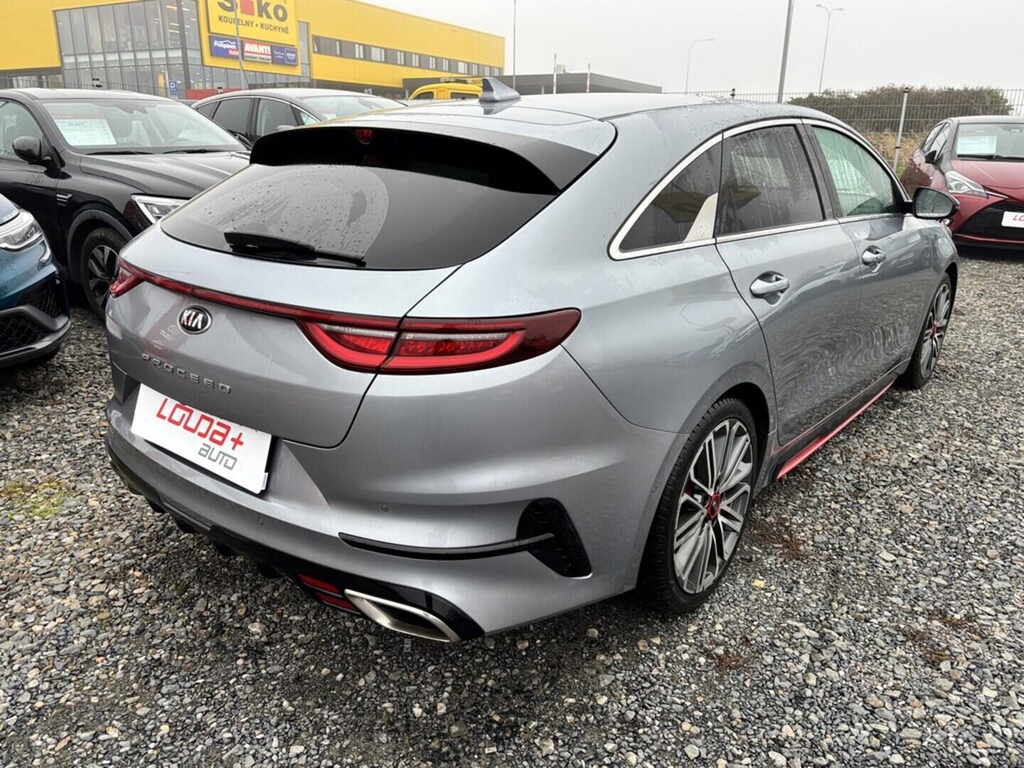 OZ190V01524_12.webp_PRO_CEED Proceed GT  1.6 Tgi 150 kW automat