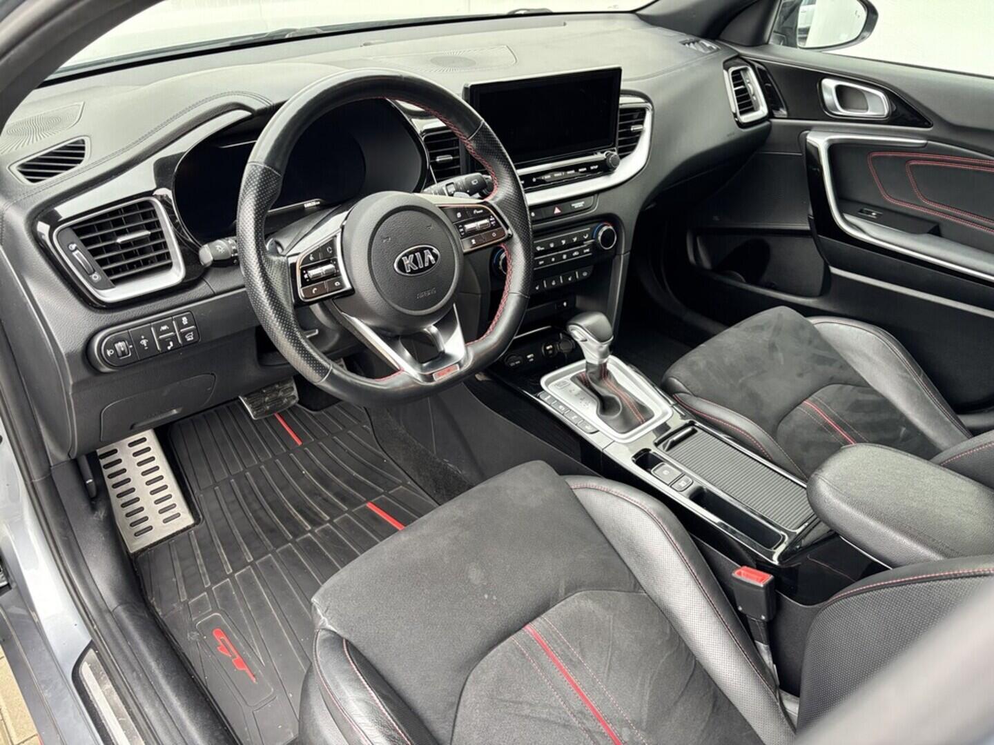 OZ190V01524_19.webp_PRO_CEED  GT  1.6 Tgi 150 kW automat